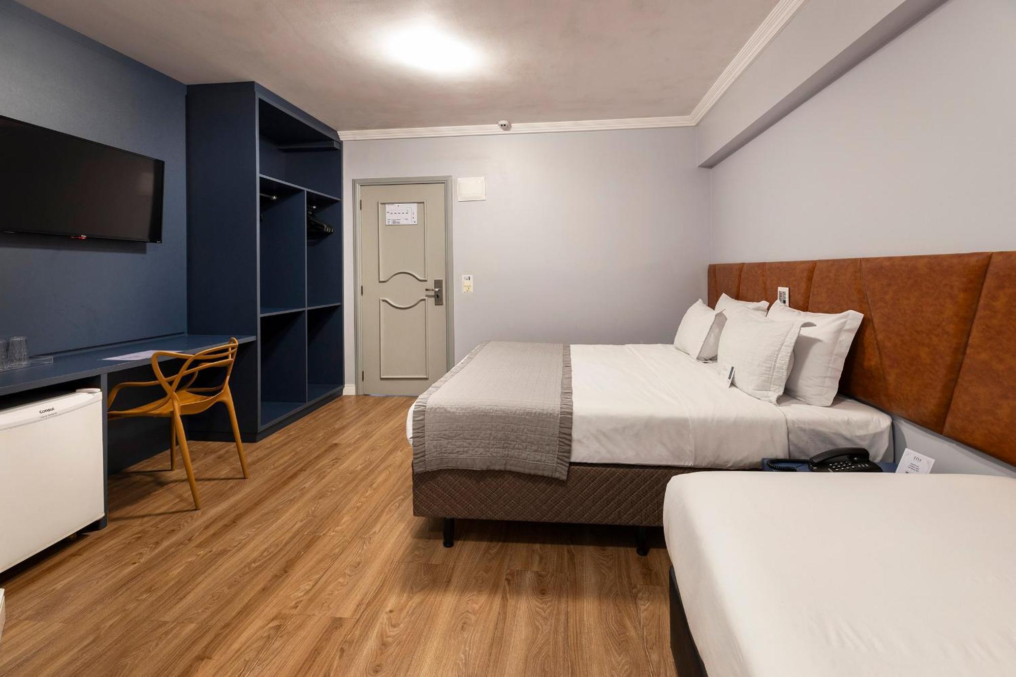 Hm 4* Balneário Camboriú