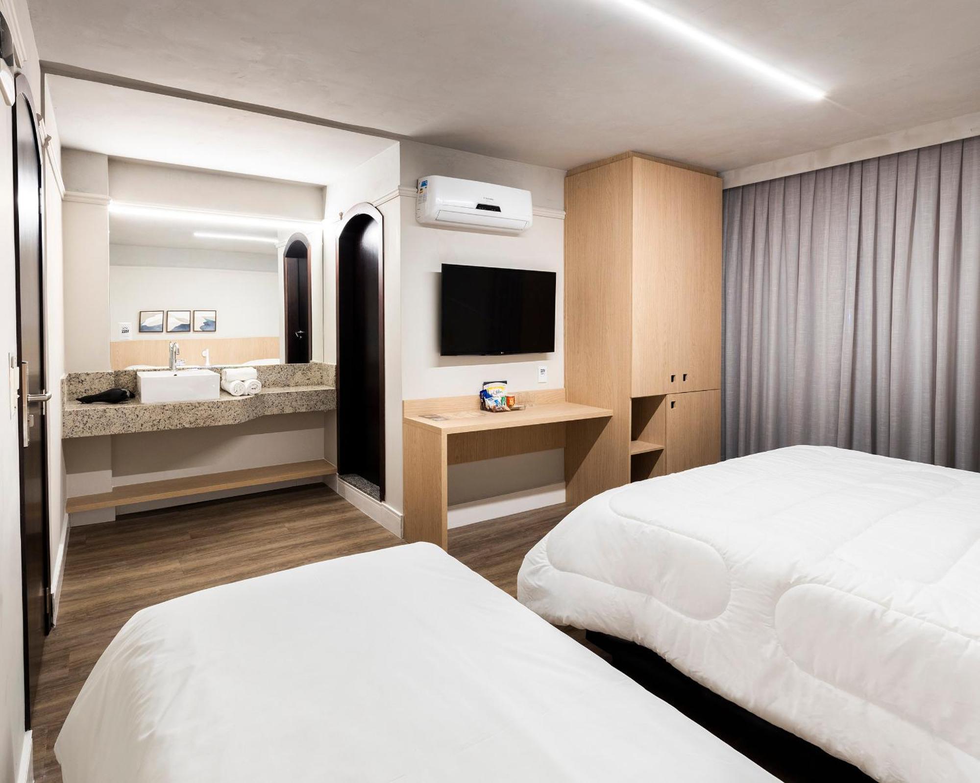 Hm Hotel 4*